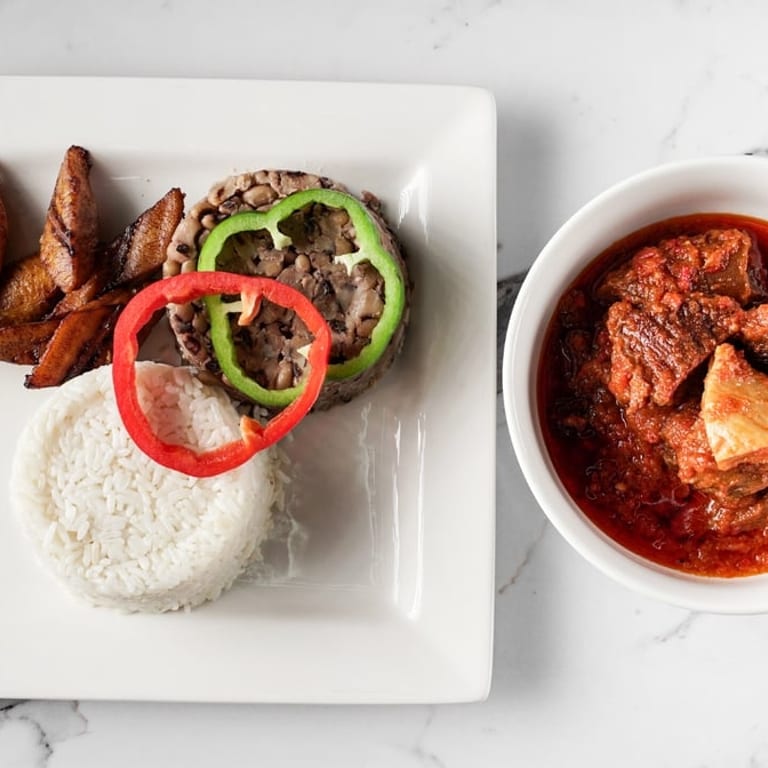 Savor Authentic Nkwobi and Nigerian Delicacies